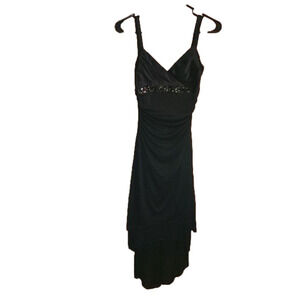 R𝅺UBY ROX Black Spaghetti Strap Dress